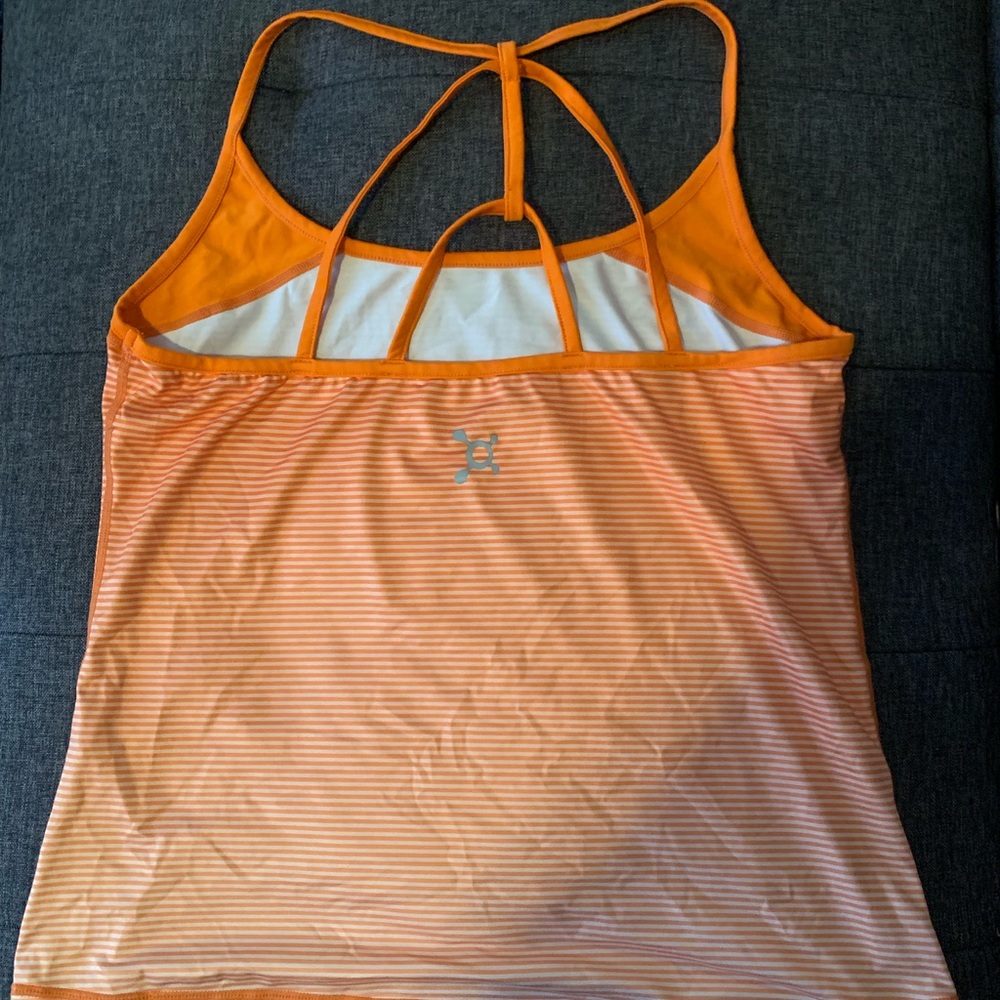 Tank - Picture 2 of 2